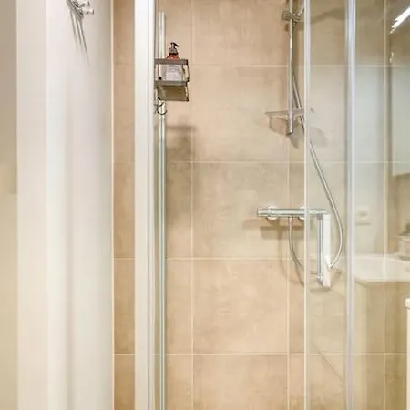 Appartement Family-friendly Beachside Retreat For 5 In *